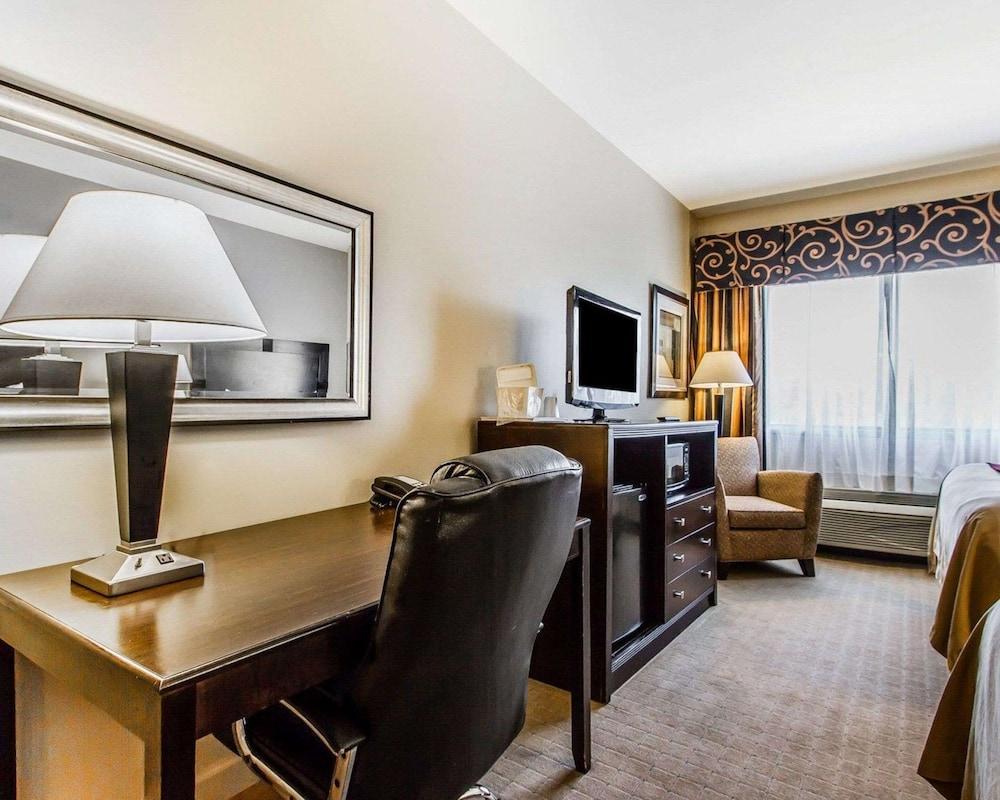 Hotel Comfort & Near Guntersville 3*