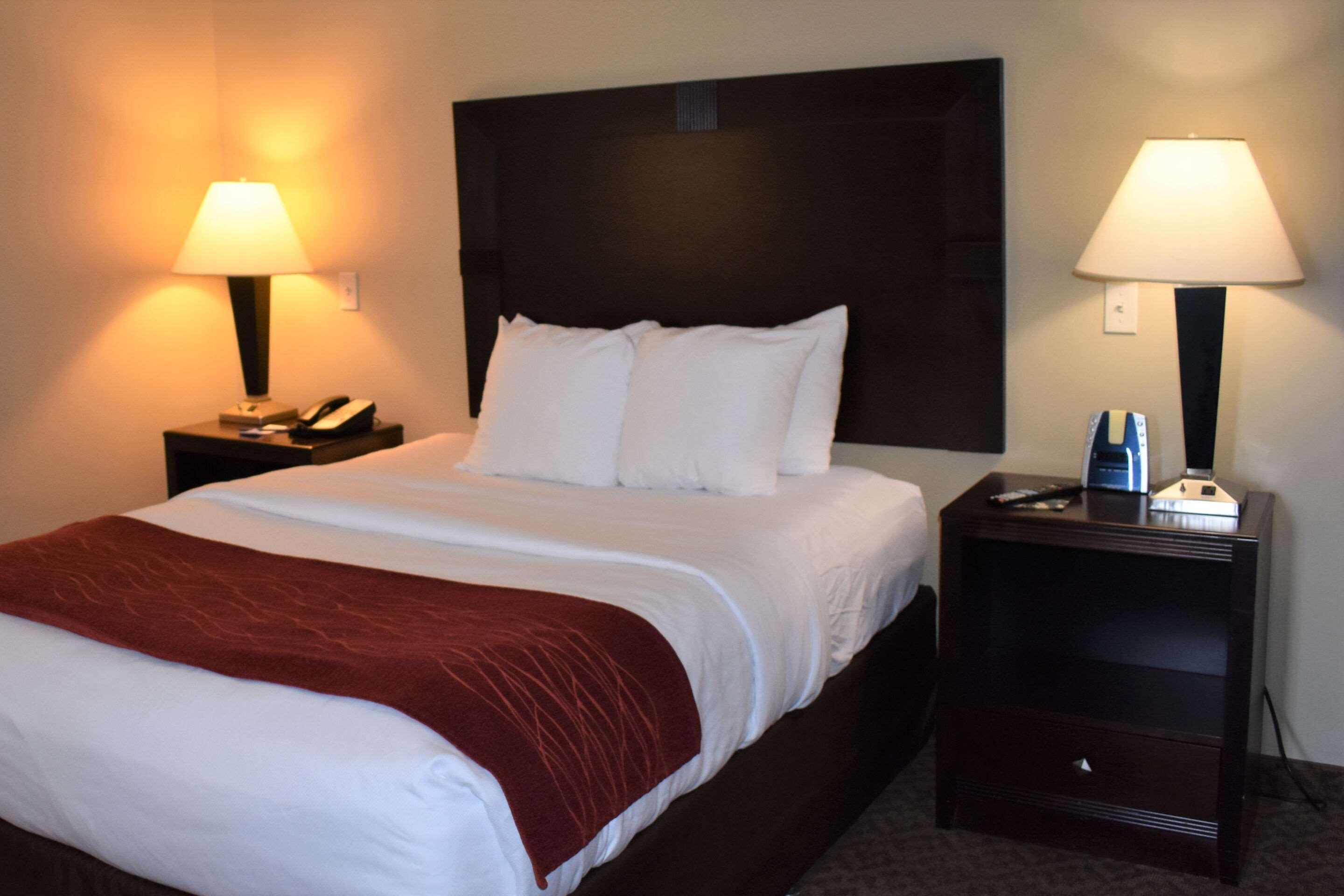Comfort & Near Guntersville 3*
