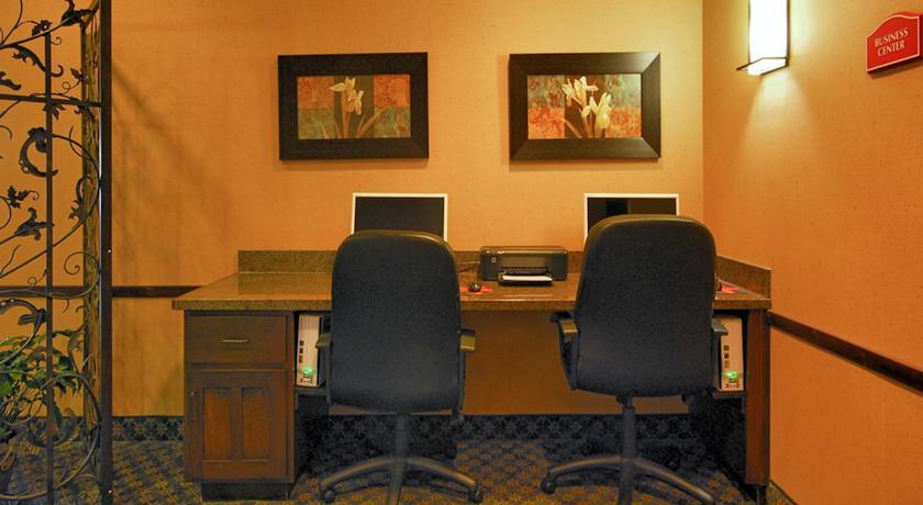 Hotel Comfort & Near Guntersville Scottsboro