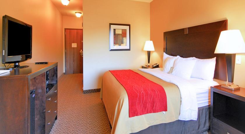 Hotel Comfort & Near Guntersville Scottsboro