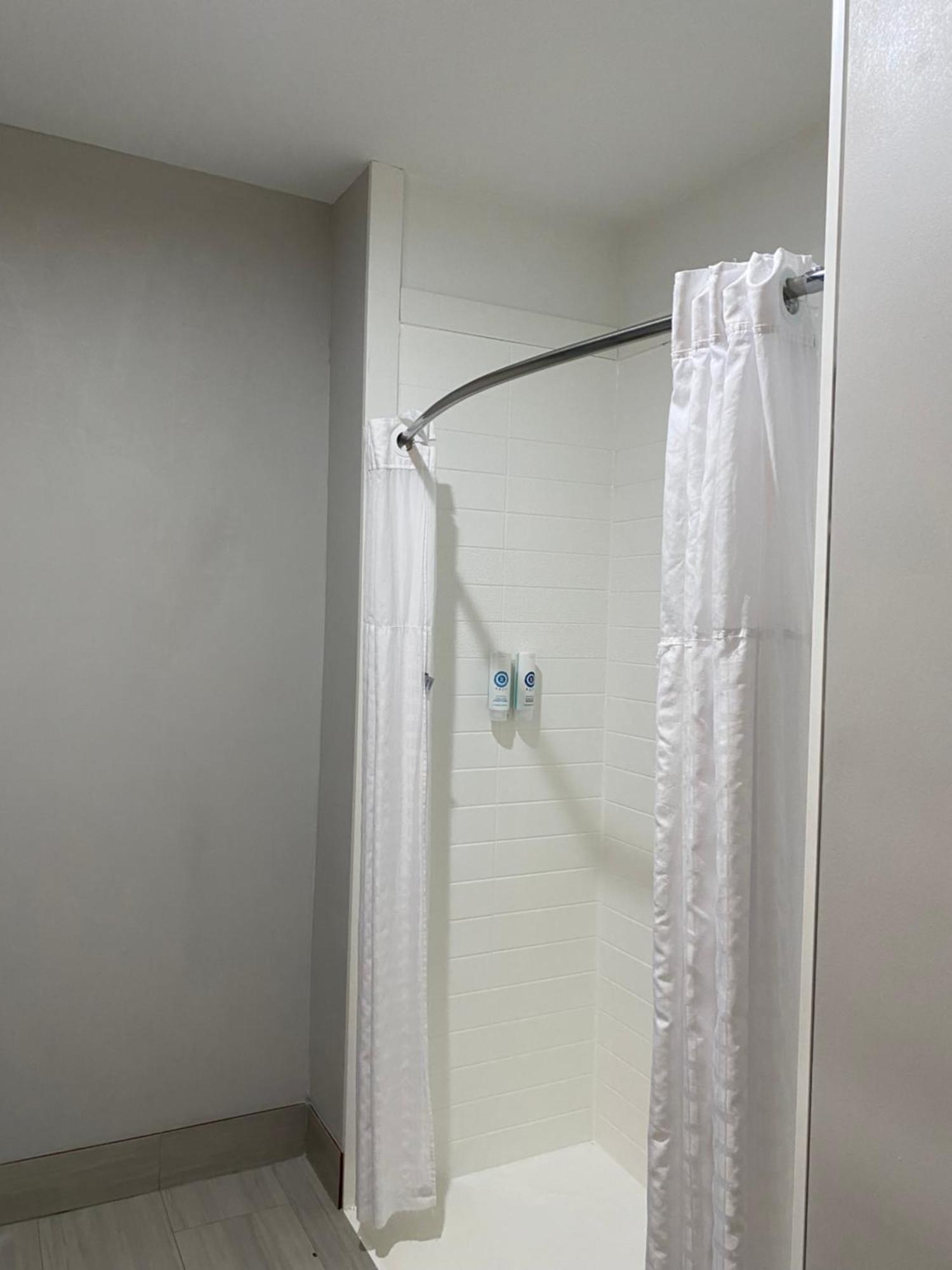 Comfort & Near Guntersville Hotel 3*