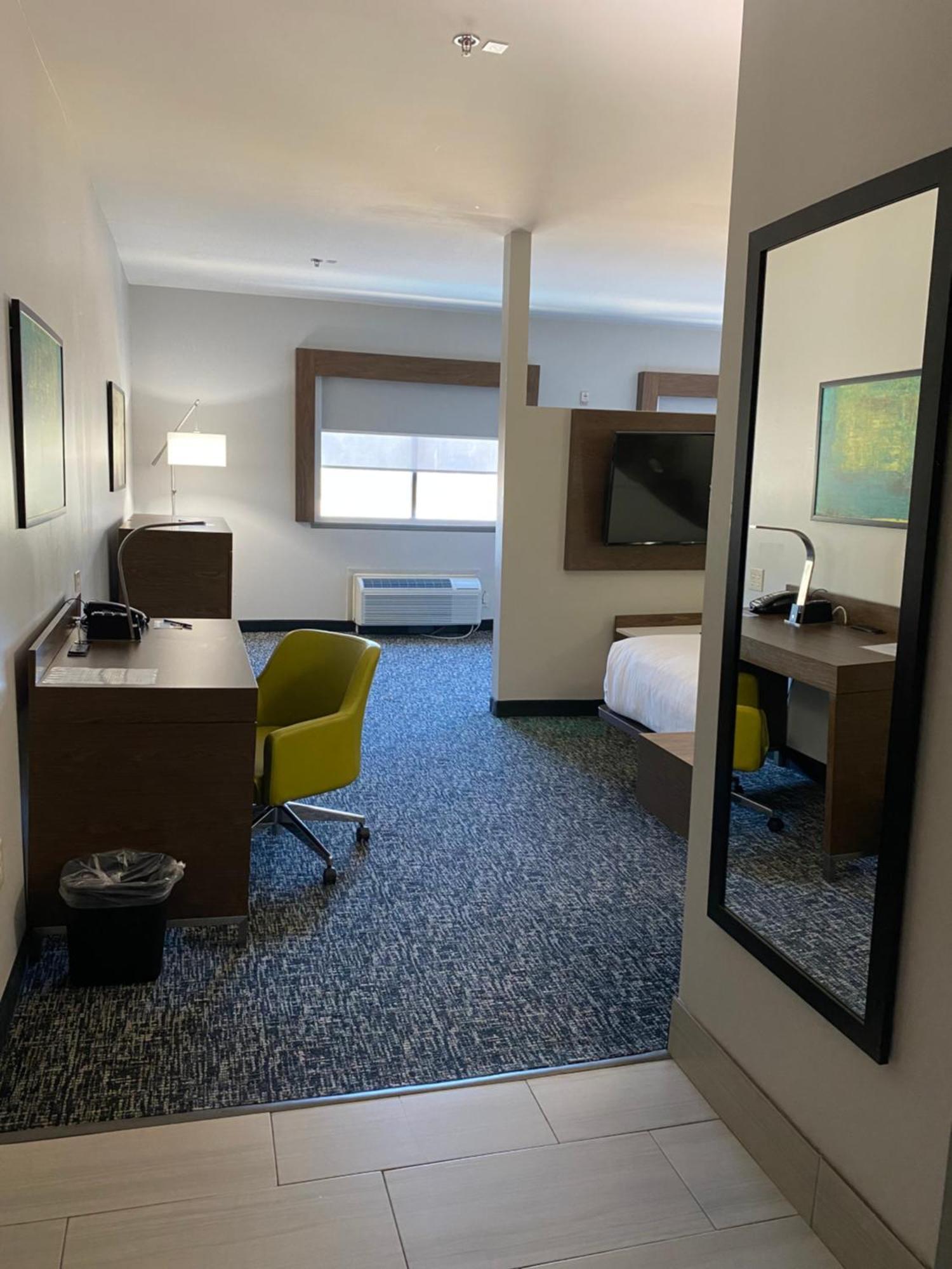 Hotel Comfort & Near Guntersville