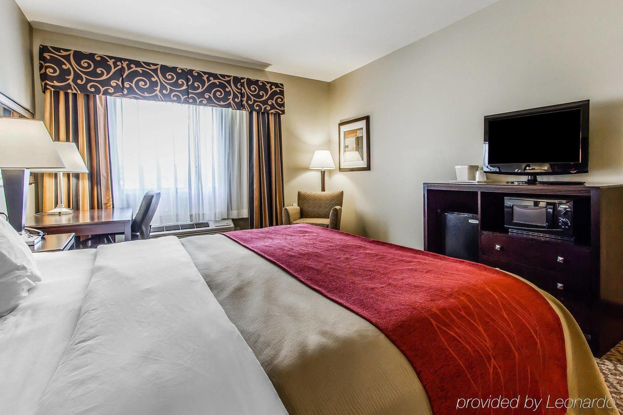 Comfort & Near Guntersville Hotel Scottsboro